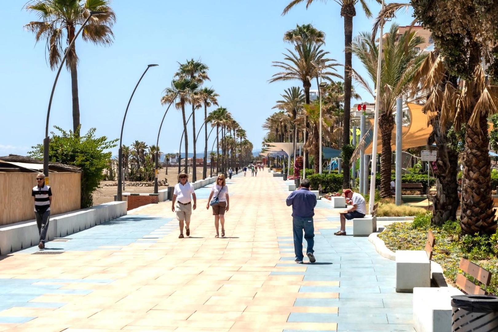 Paradise Lagoon Alcazaba By Hostlovers Apartamento *